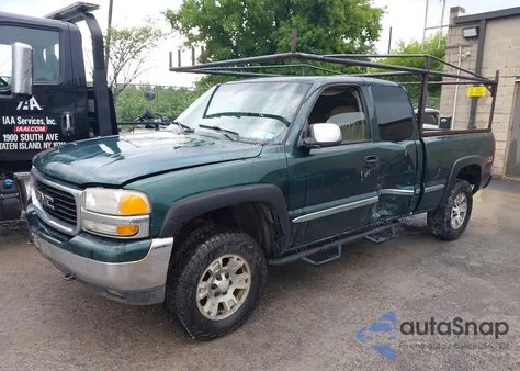 2002 GMC Sierra 1500 Sle z USA, uszkodzony, nr VIN 2GTEK19V421418122